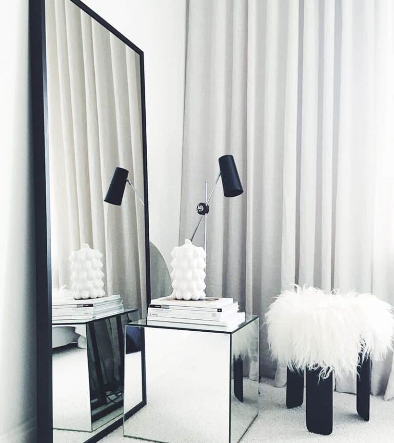 7 Ways to Enlarge Your Space with a Mirror perfectly ScDecorum