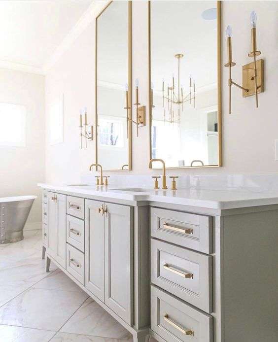 Upgrade Your Bathroom Hardware for a Stylish Look