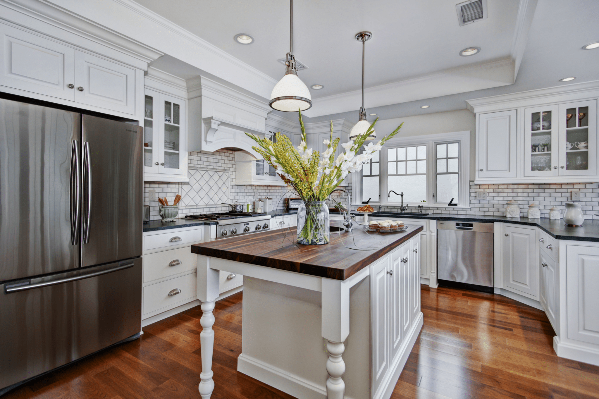 Colonial Kitchen Design Ideas: How To Create Blend of Tradition ...